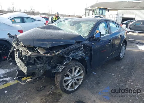 2017 Mazda Mazda3 Touring z USA, uszkodzony, nr VIN 3MZBN1V72HM149358